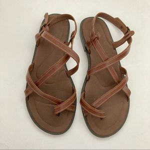 FadedGlory *** Strappy Leather Thong Sandals